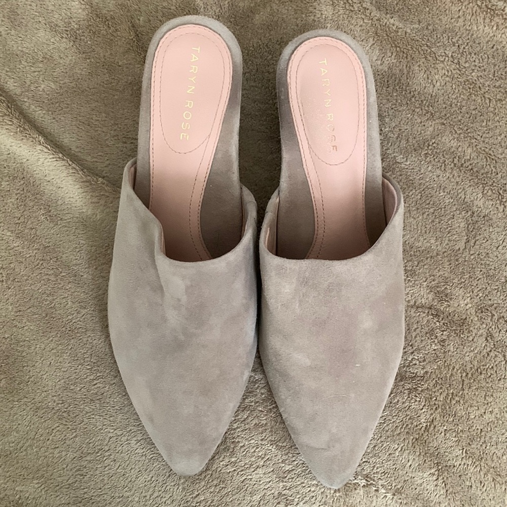 Suede mules worn twice. No stains leather